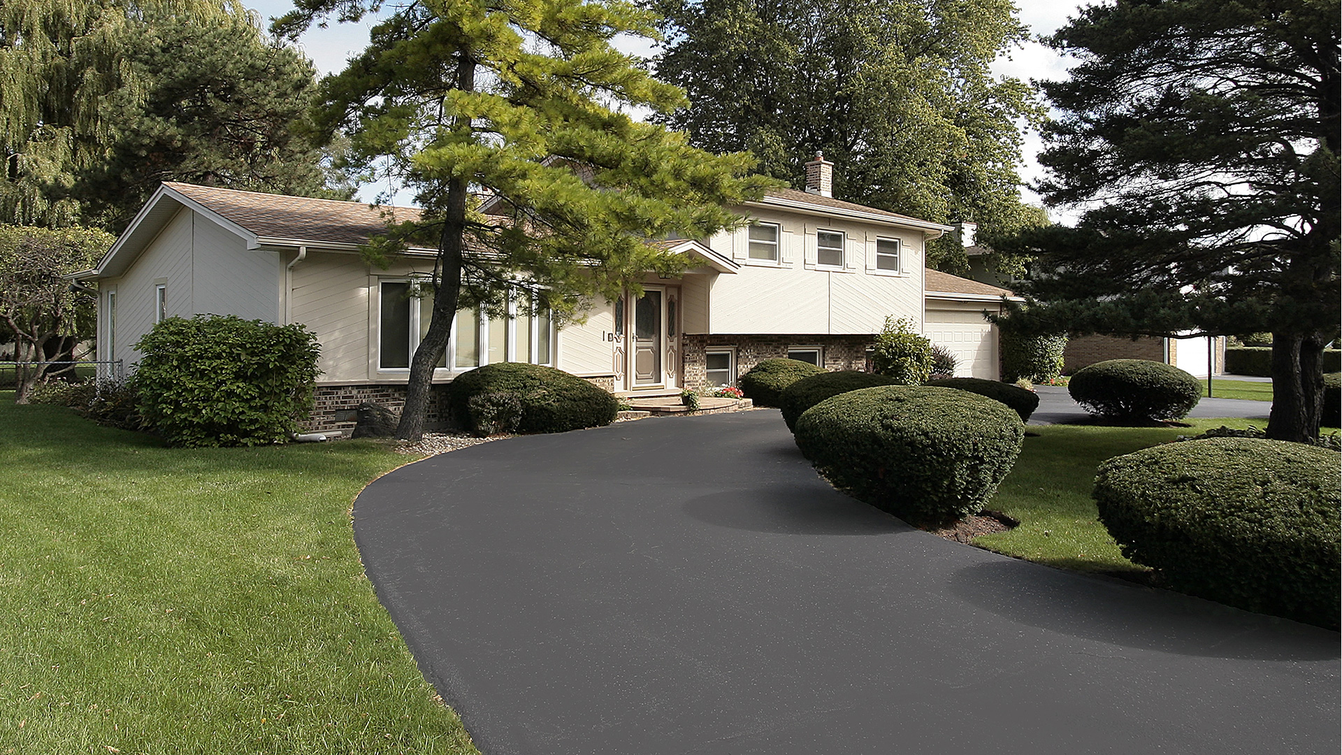 Proudly Serving the Arlington Virginia & Maryland Area | Home | Cornerstone Paving and Masonry